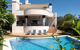Beachside Villa In Puerto Marina, Benalmadena
